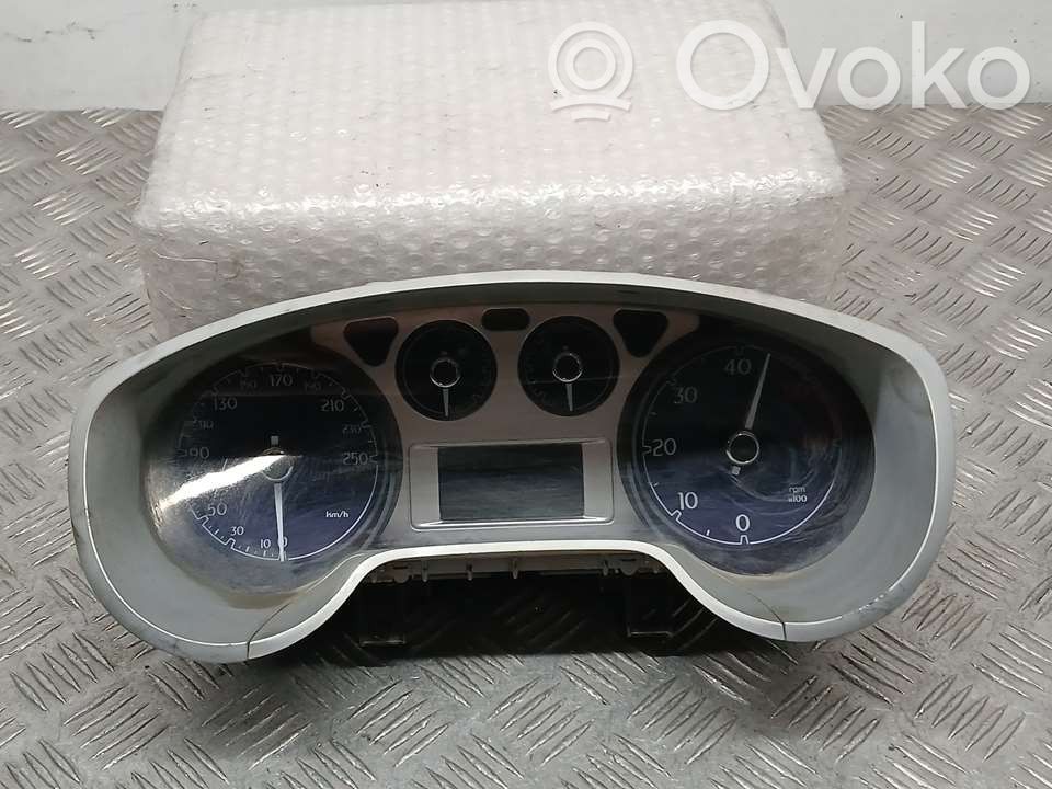 Geschwindigkeitsmesser Cockpit   0051835099