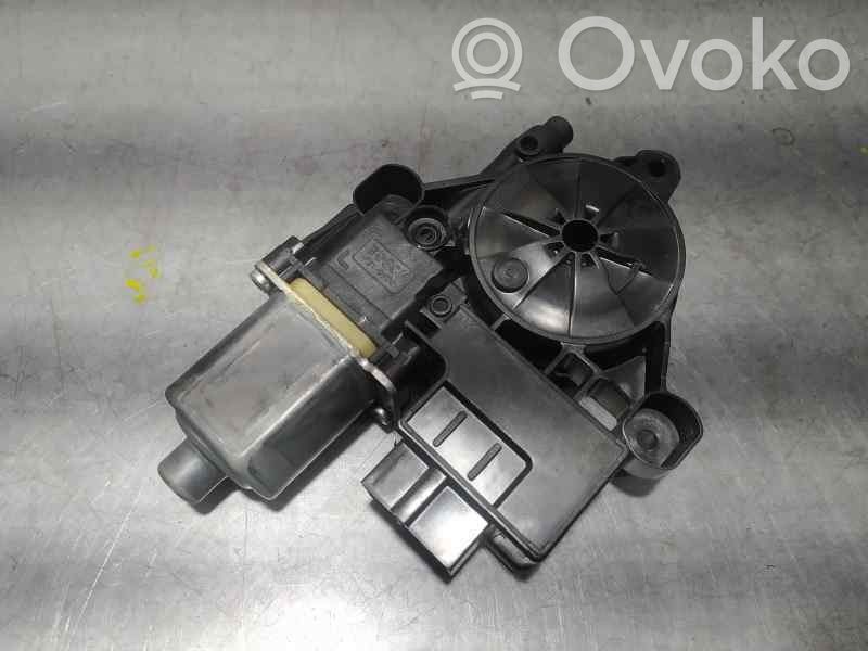 Seat Leon (5F) Aizmugurē loga pacēlāja motoriņš 