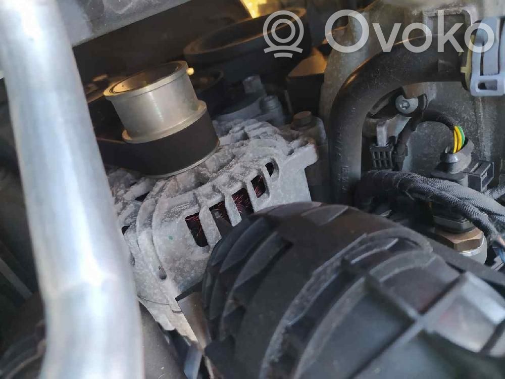 Alternador   05E903026K