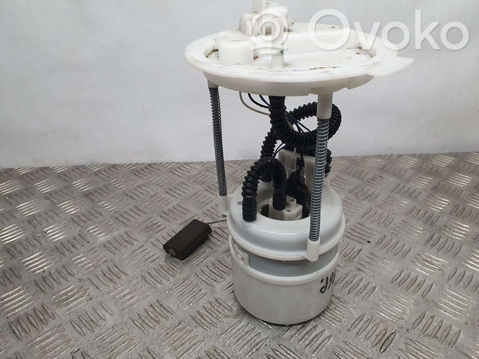 Bomba interna de combustible   52029645AC