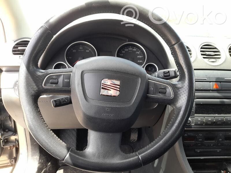 Seat Exeo (3R) Ohjauspyörä 