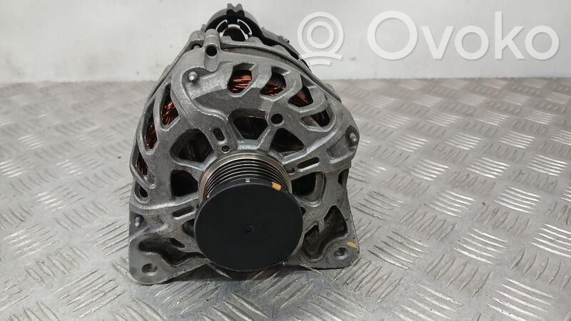 Dacia Sandero Generator/alternator 
