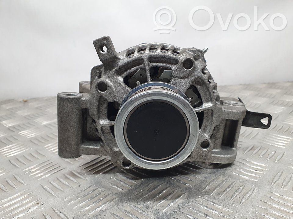 Toyota Auris E180 Alternador 