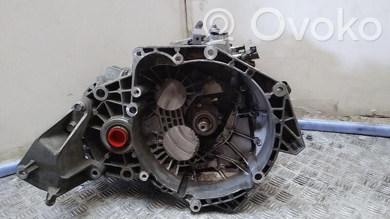 Opel Zafira C Cutie viteze manuală cu 5 trepte 
