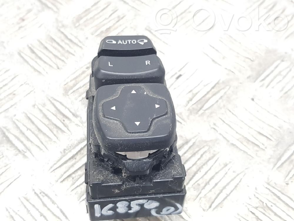 Comutator oglinzi laterale   3K54801000