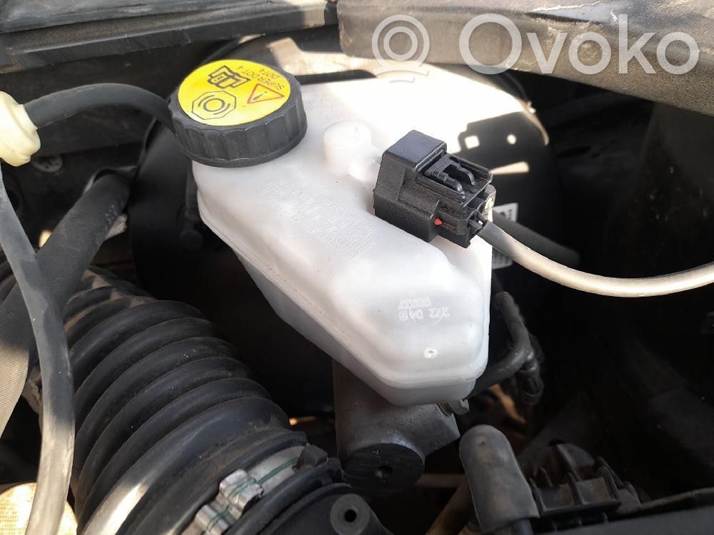 Ford Mondeo Mk III Pääjarrusylinteri 