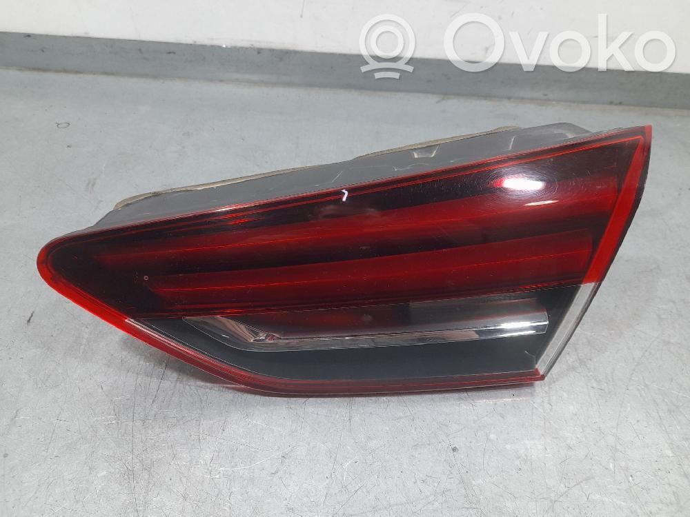 Opel Insignia B Lampă spate în capacul portbagajului 