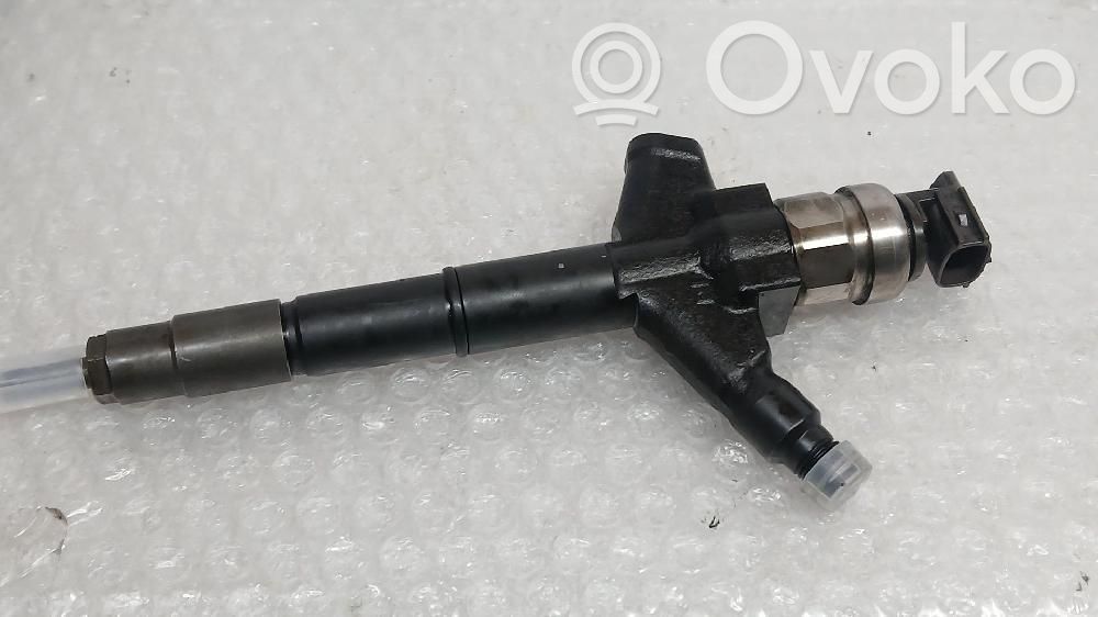 Inyector de combustible   166003XN0A