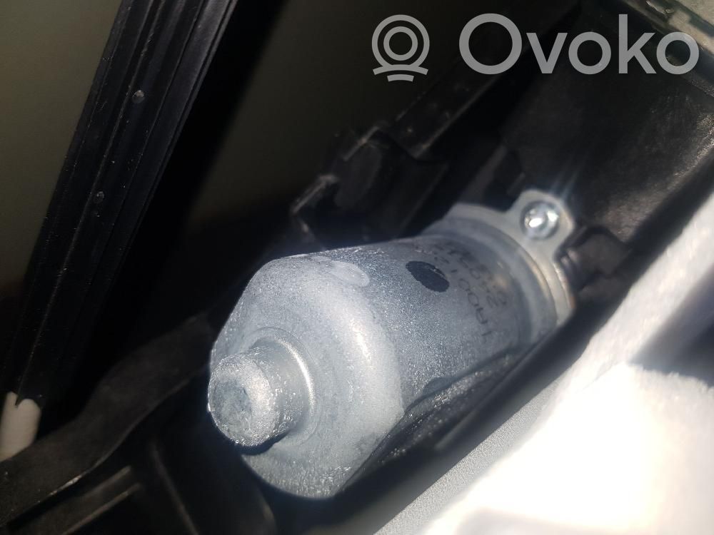 Opel Corsa F Alzacristalli della portiera anteriore con motorino 