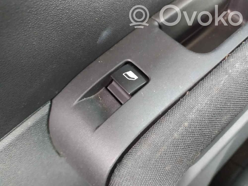 Comutator comandă geamuri electrice   96762292ZD