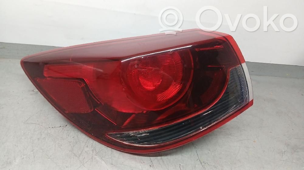 Tailgate rear/tail lights   D43N51160B
