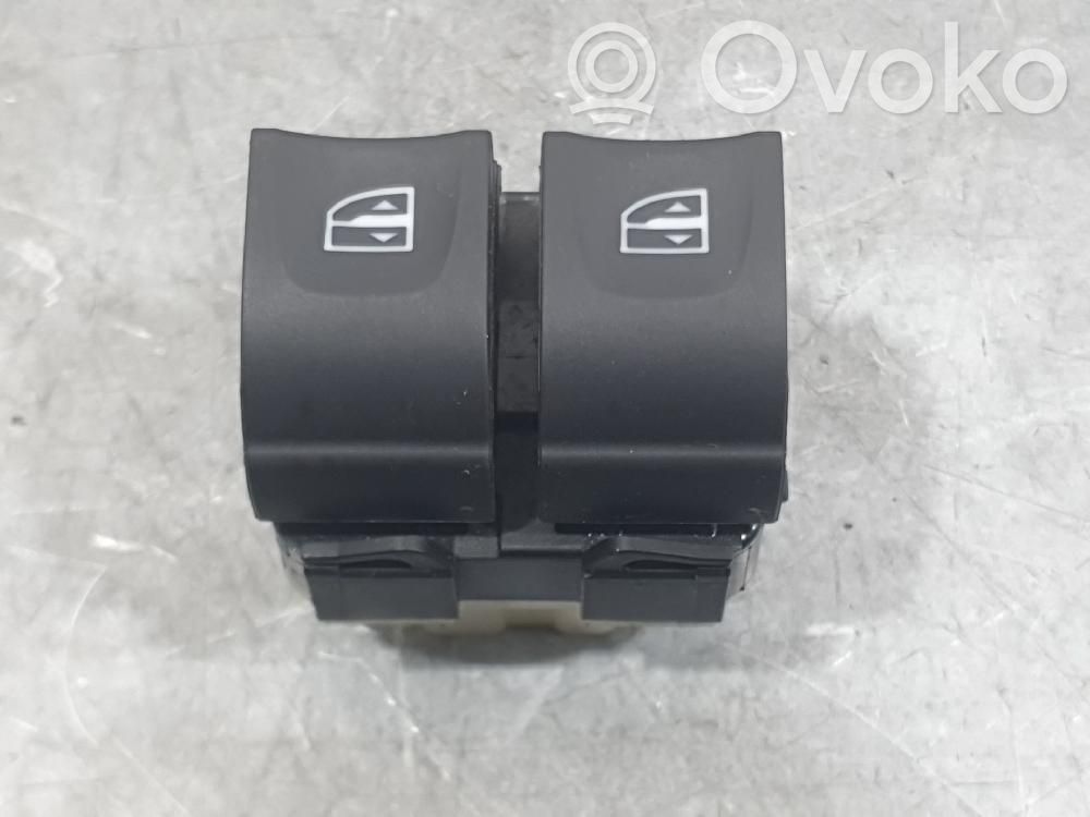 Dacia Sandero Comutator comandă geamuri electrice 