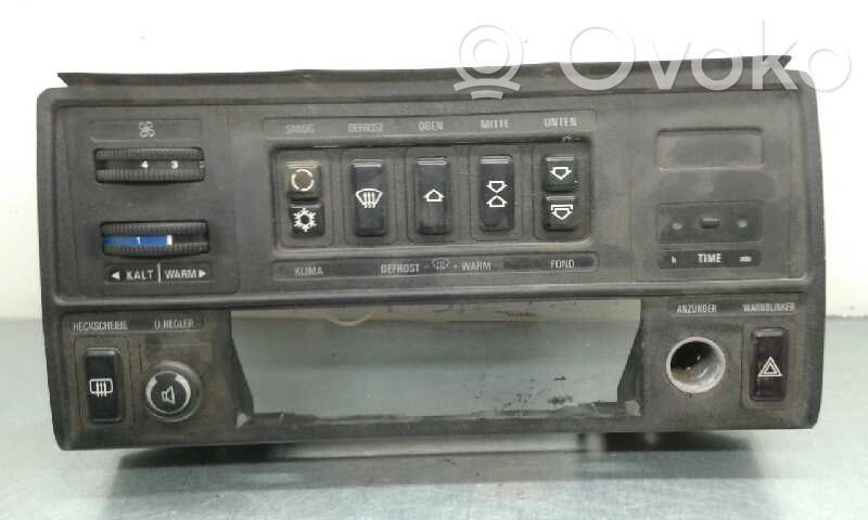 Panel klimatyzacji   13671131,8390170