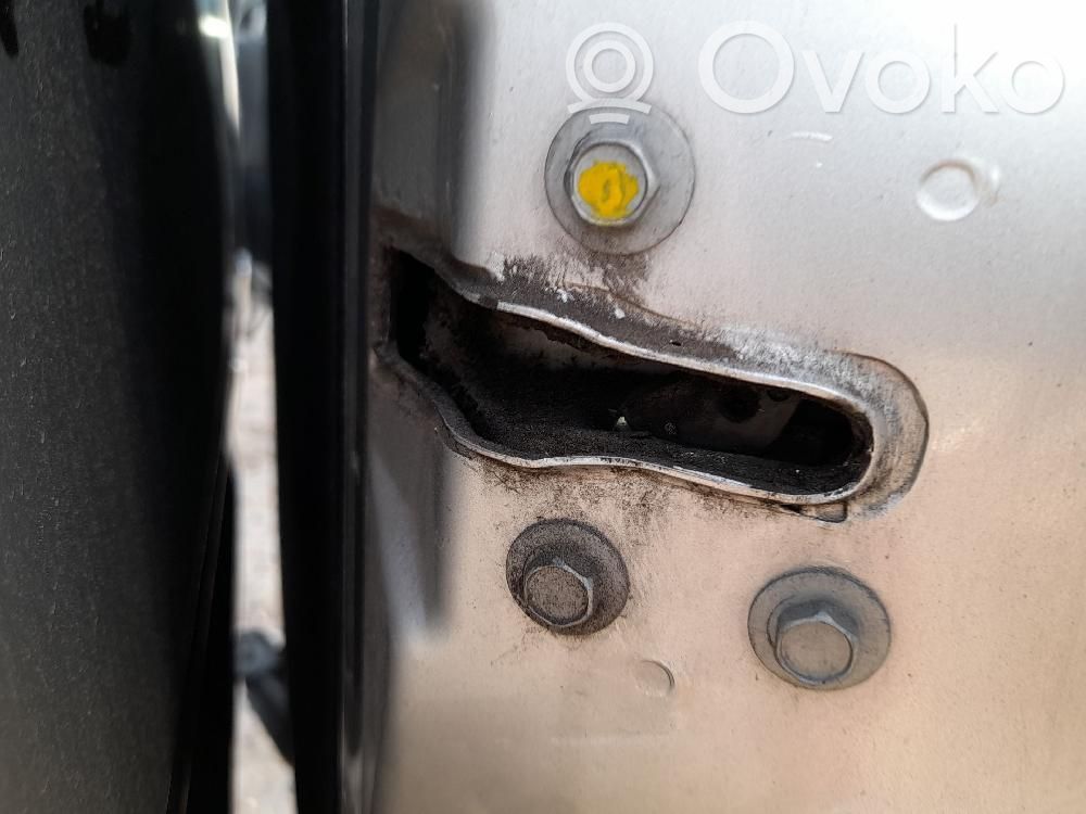 Nissan NV200 Liukuoven lukko 