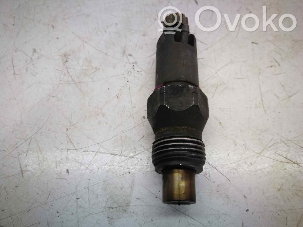 Inyector de combustible   LCR6735404,LUCAS