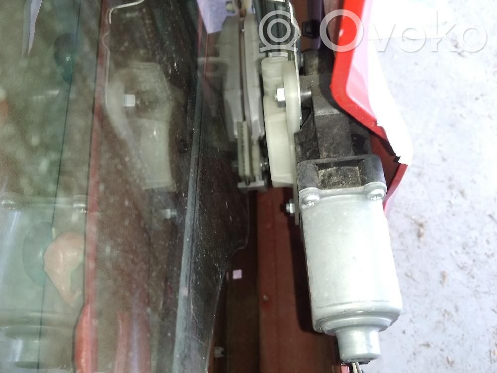Hyundai Kona I Macara ușă față cu motor 