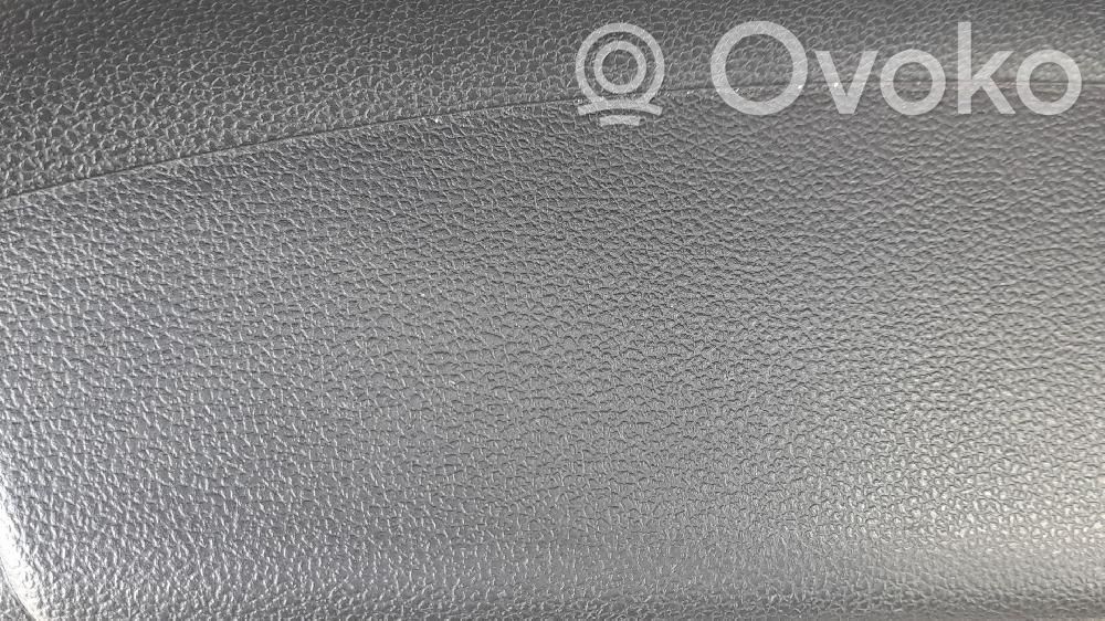 Volkswagen Polo VI Regulador manual de la ventanilla trasera 