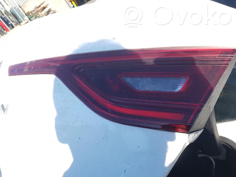 Renault Talisman Lampă spate în capacul portbagajului 
