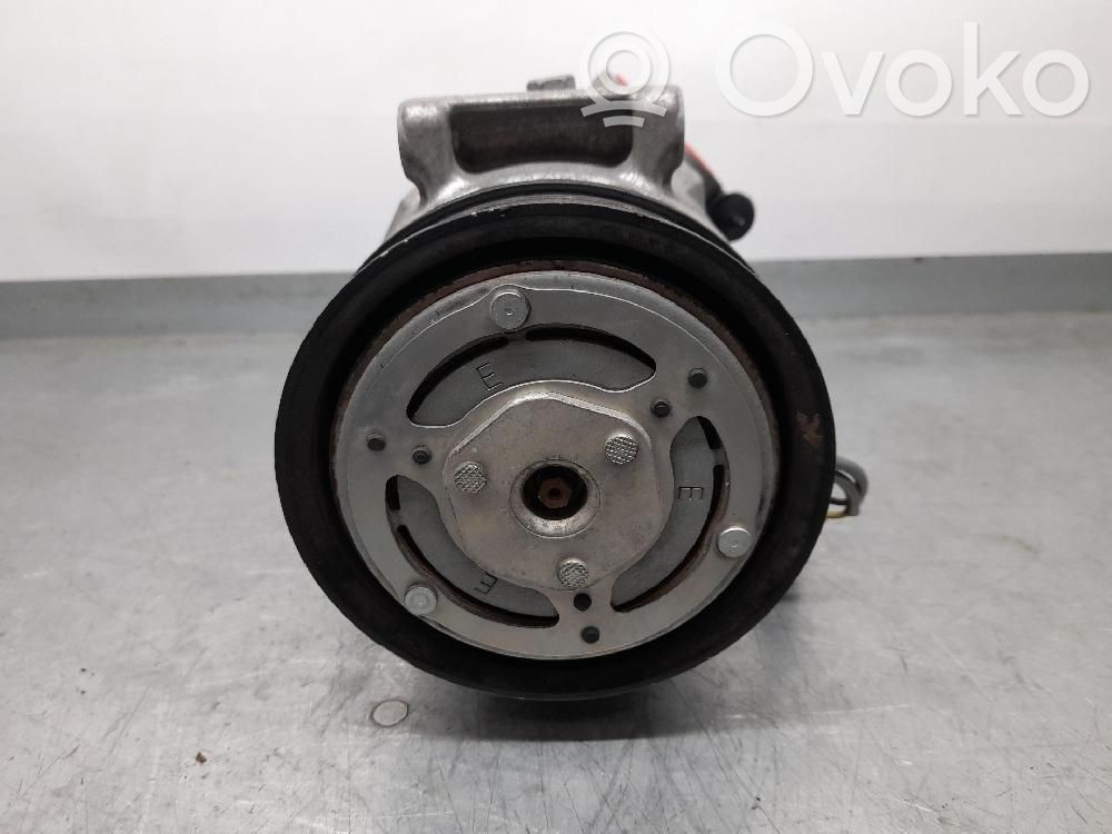 Jeep Cherokee KL Ilmastointilaitteen kompressorin pumppu (A/C) 