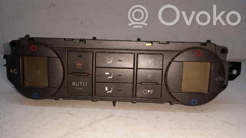 Panel klimatyzacji   3M5T18C612AH
