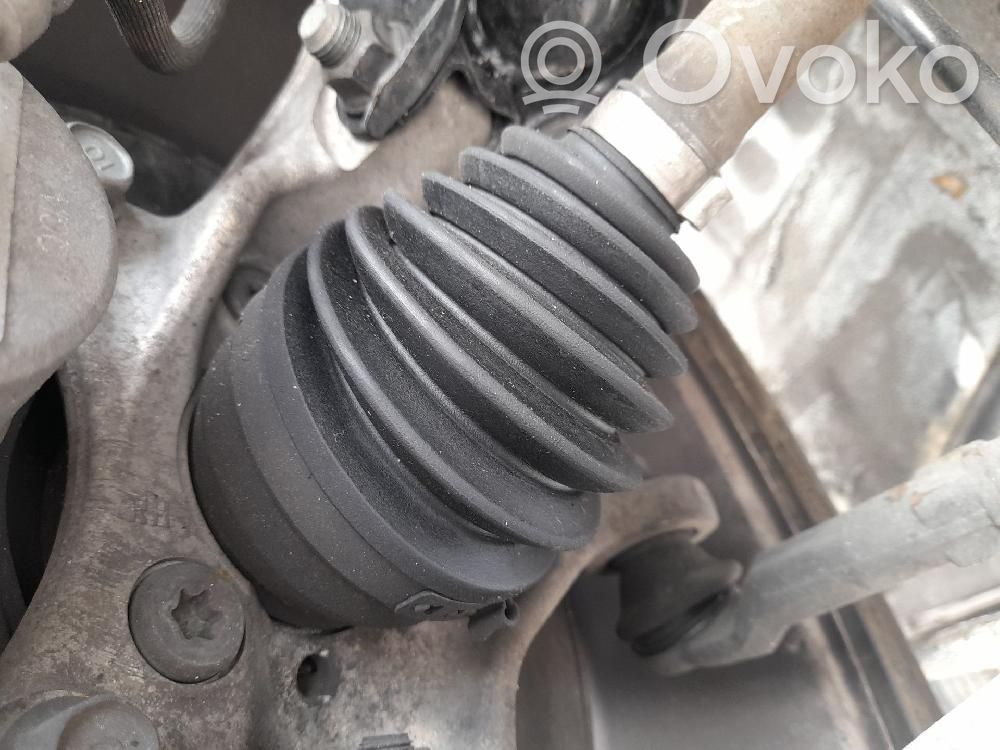 Antriebswelle vorne   49501G5000