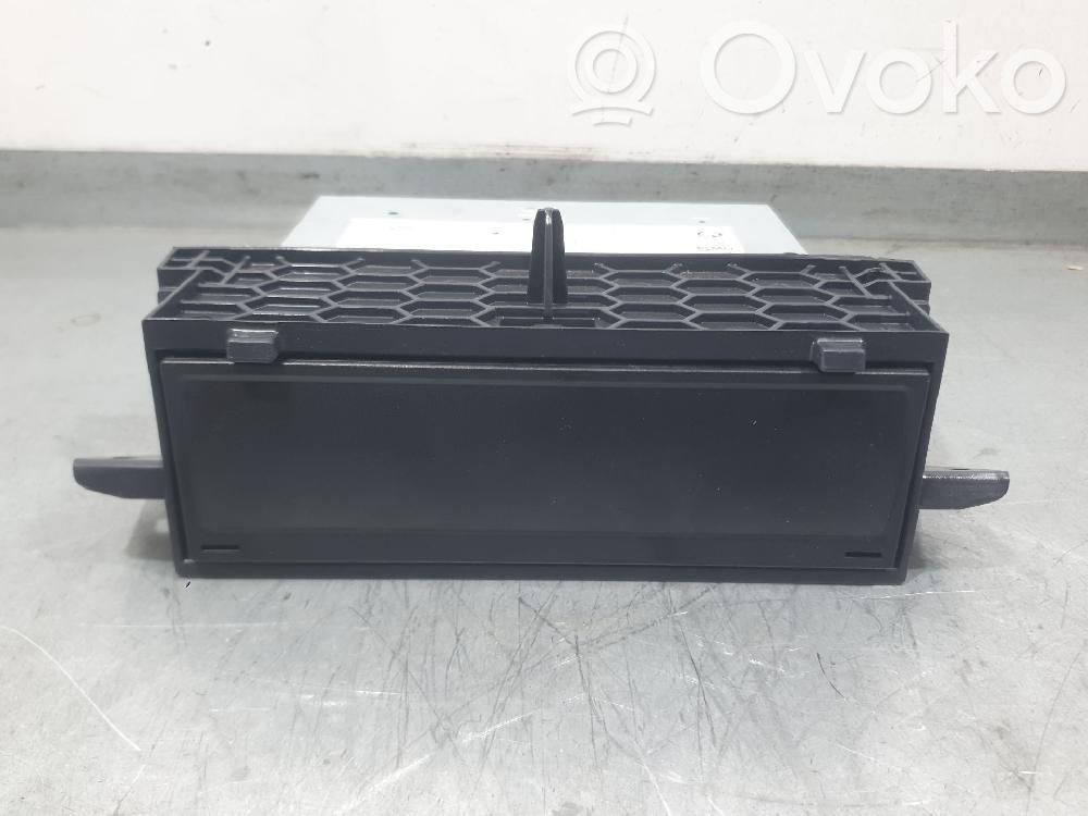 Skoda Octavia Mk4 Panel / Radioodtwarzacz CD/DVD/GPS 