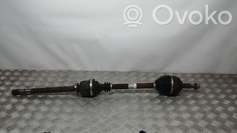 Etuvetoakseli   8200500683
