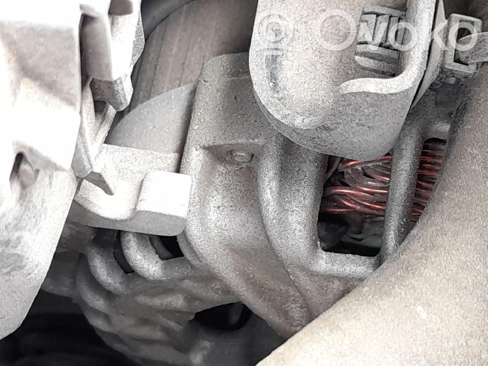 Renault Megane IV Generator/alternator 