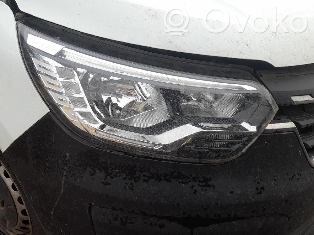 Renault Express Faro/fanale 