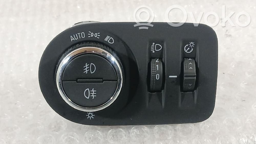 Opel Corsa F Interruptor de luz 