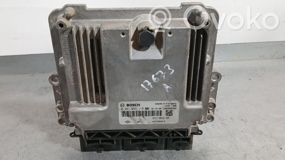 Unidad de control/módulo del motor   237106319R,0281033119