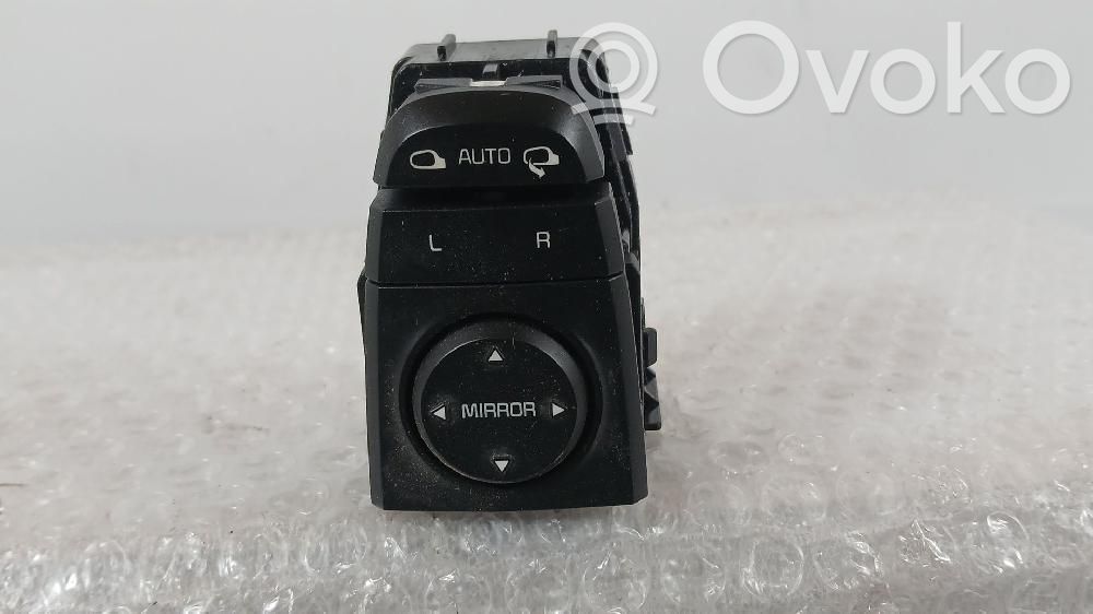 Interruptor del espejo lateral   93530D9000,S430176