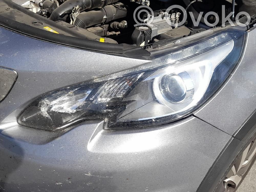 Peugeot 2008 I Lampa przednia 