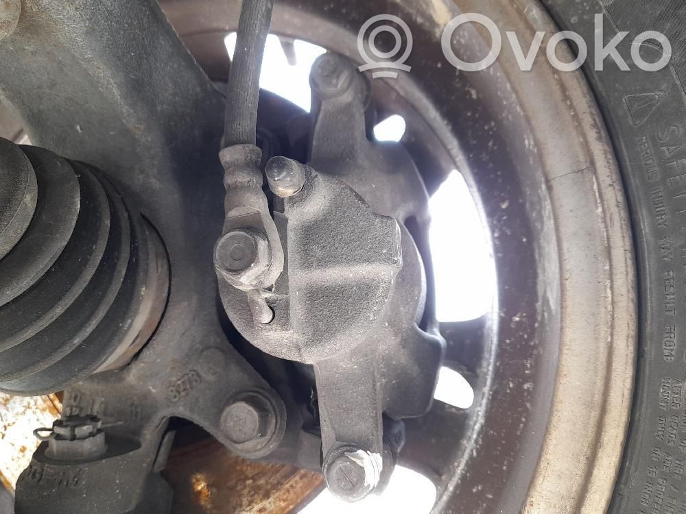 Toyota Aygo AB40 Bremssattel vorne 