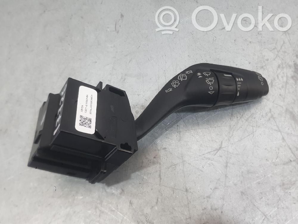 Pyyhkijän vipu   F1ET17A553BA