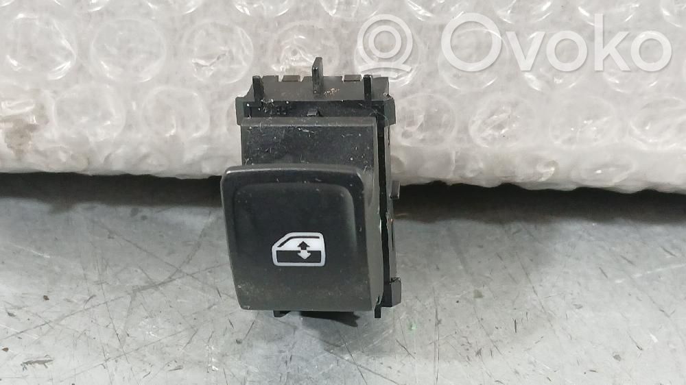 Skoda Fabia Mk3 (NJ) Interruttore di controllo dell’alzacristalli elettrico
