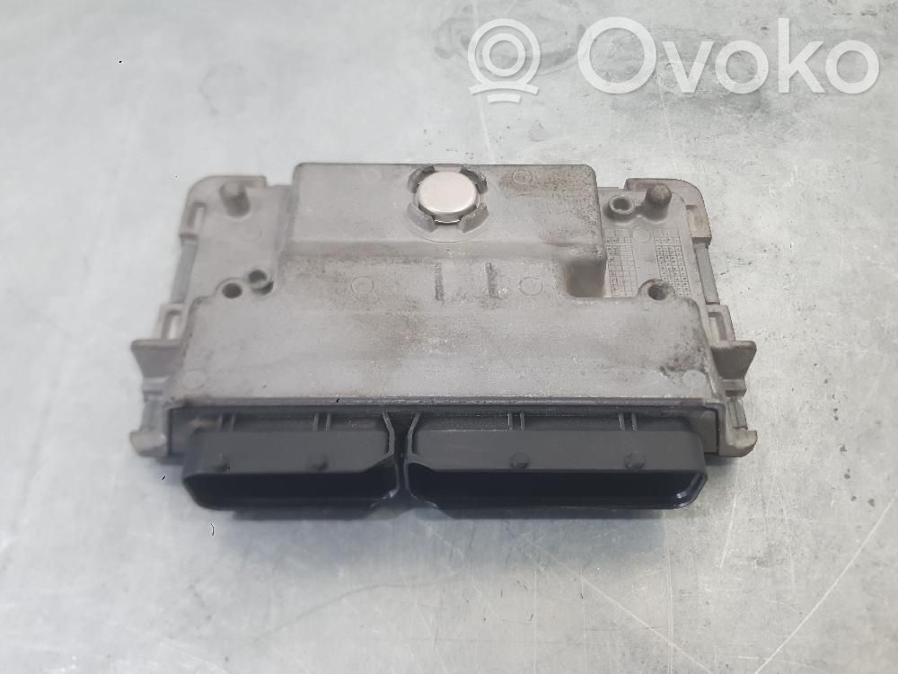 Skoda Fabia Mk2 (5J) Unitate/modul de control motor 