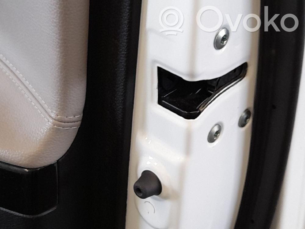 KIA Ceed Cerradura de puerta delantera 