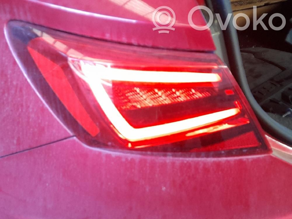 Seat Leon (5F) Luci posteriori 
