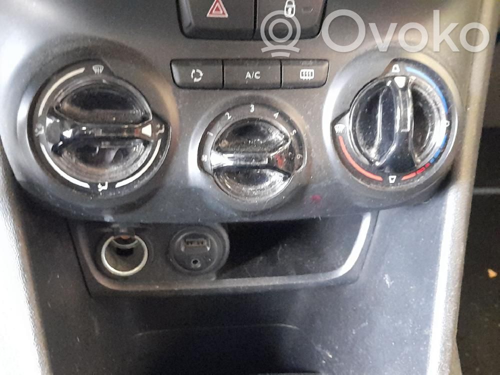 Peugeot 208 I Centralina del climatizzatore