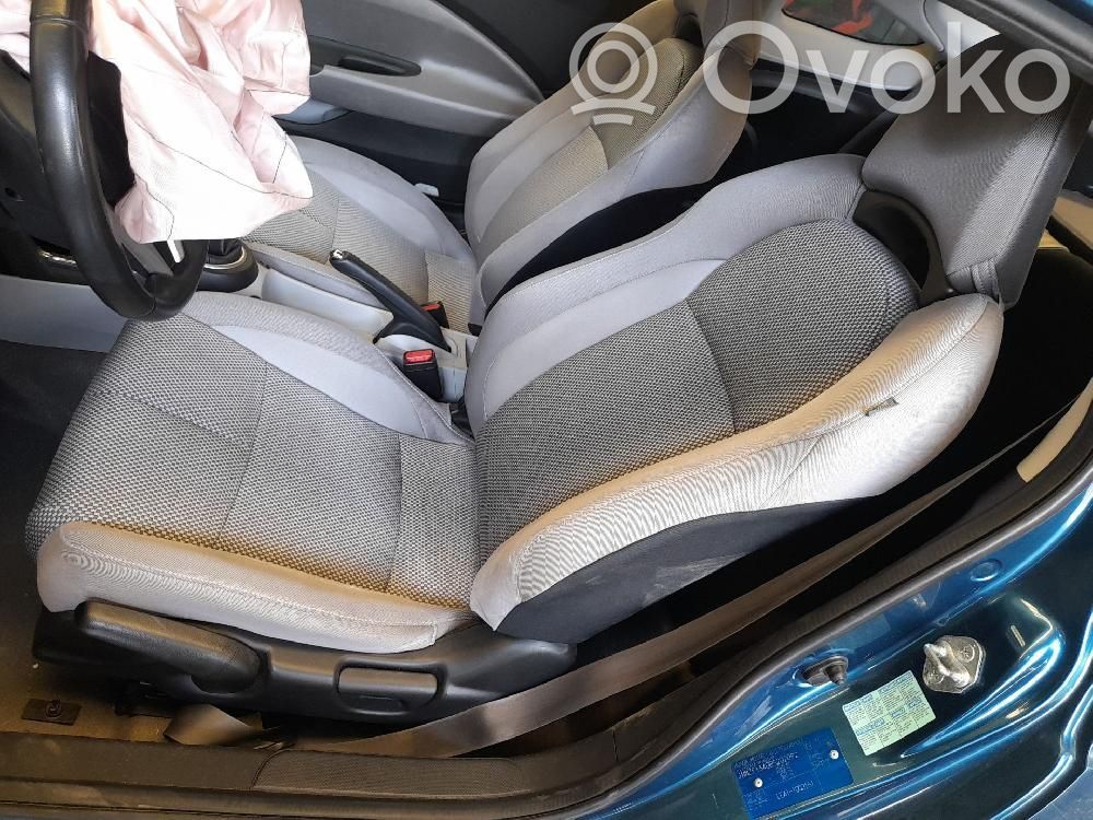 Asiento delantero del conductor
