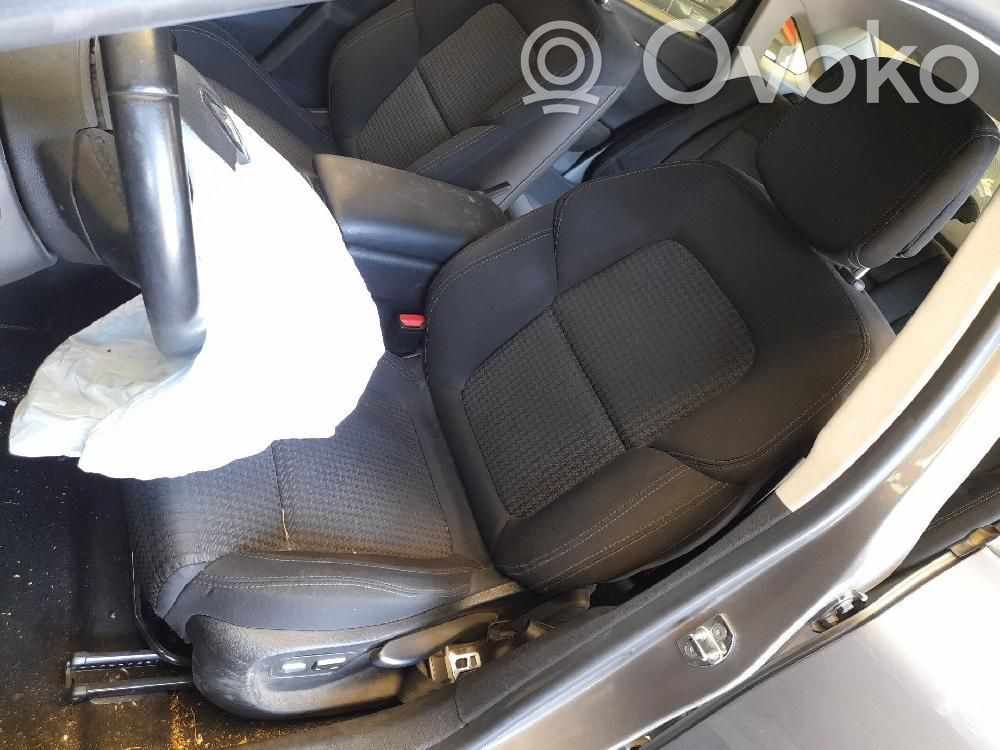 Asiento delantero del conductor