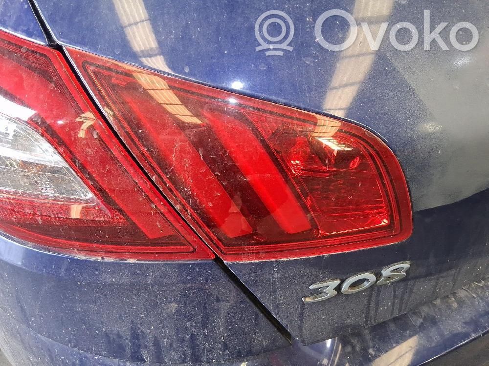 Peugeot 308 Lampy tylnej klapy bagażnika 