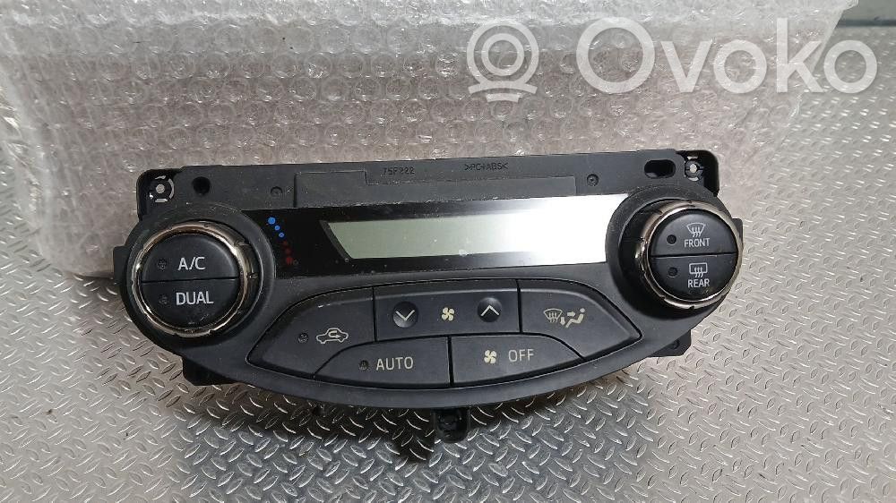 Toyota Yaris Panel klimatyzacji 