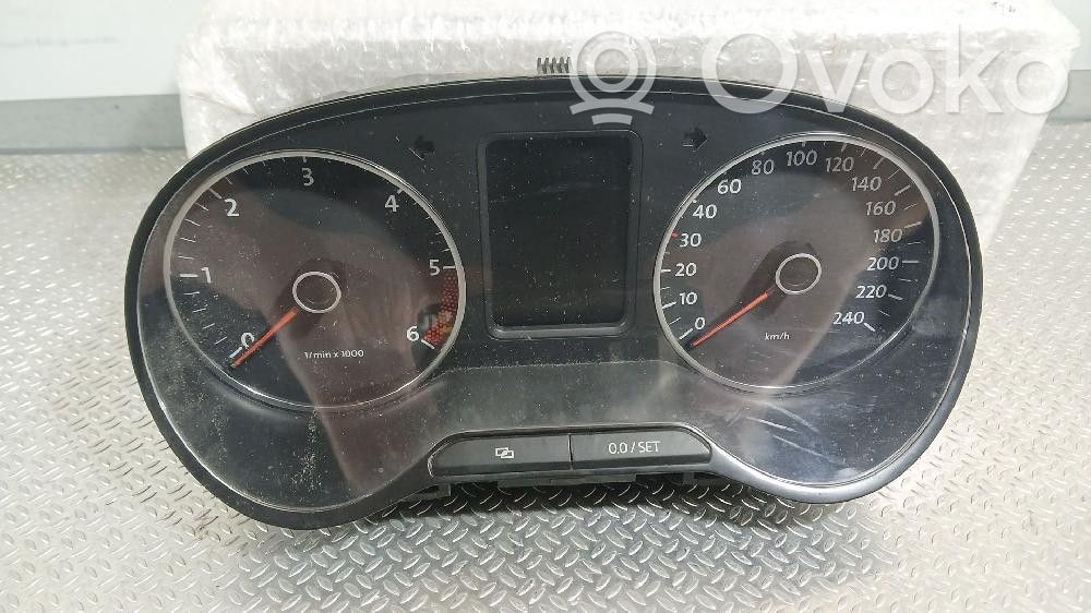 Volkswagen Polo V 6R Vitezometru (grup de instrumente)