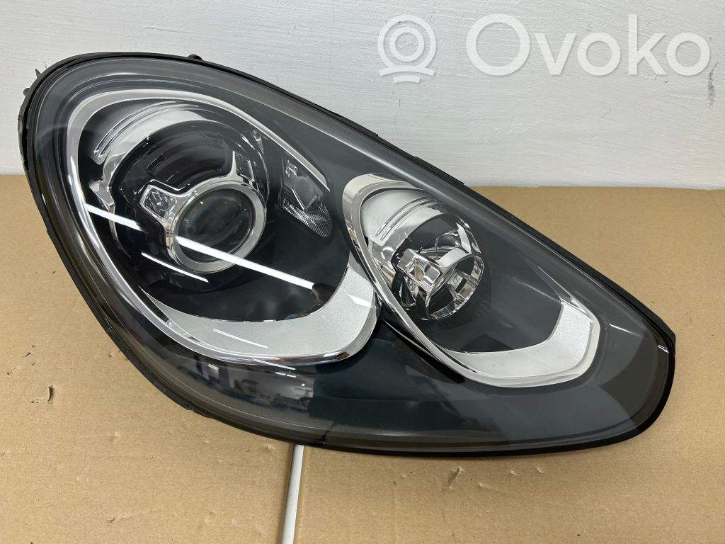Porsche Cayenne (92A) Scheinwerfer 