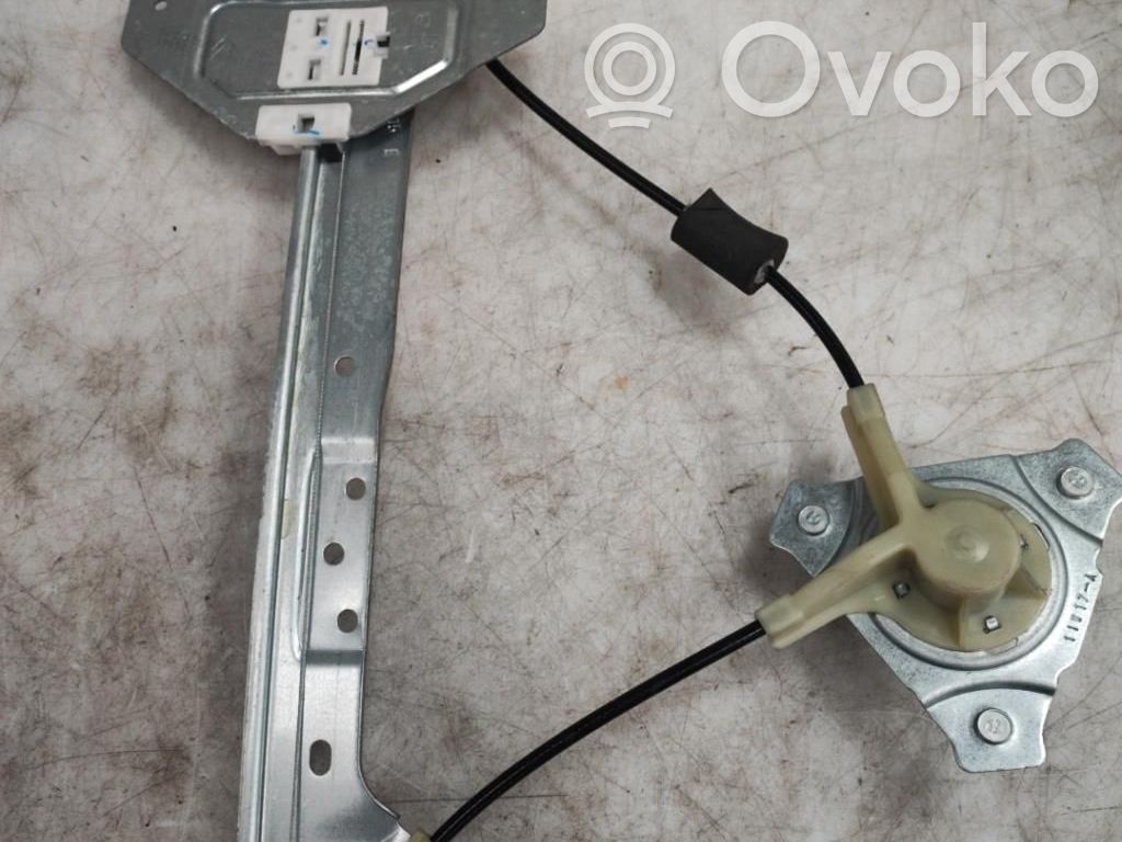 Regulador manual de la ventanilla trasera   00009224G2