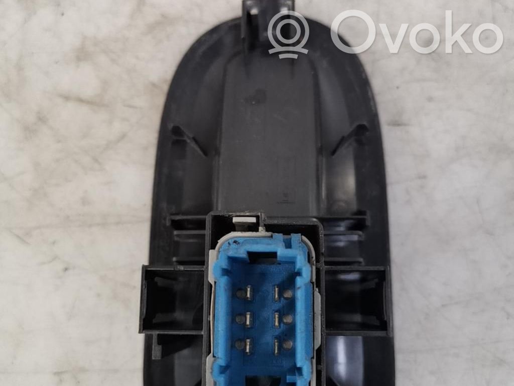 Electric window control switch