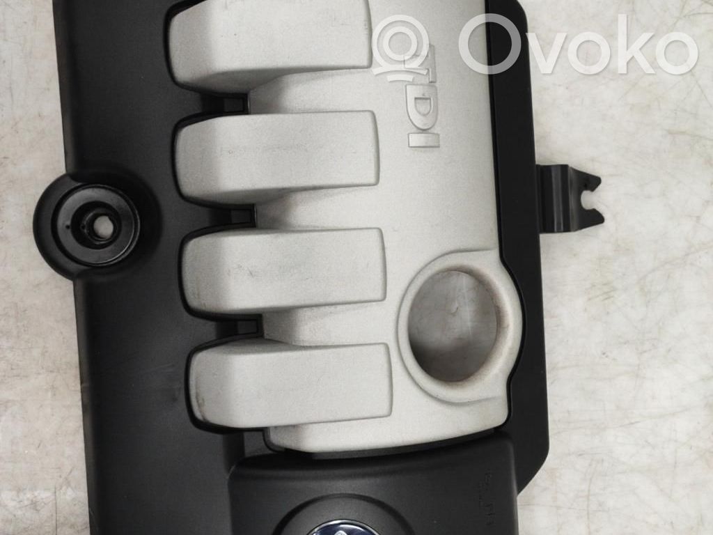 Engine cover (trim)