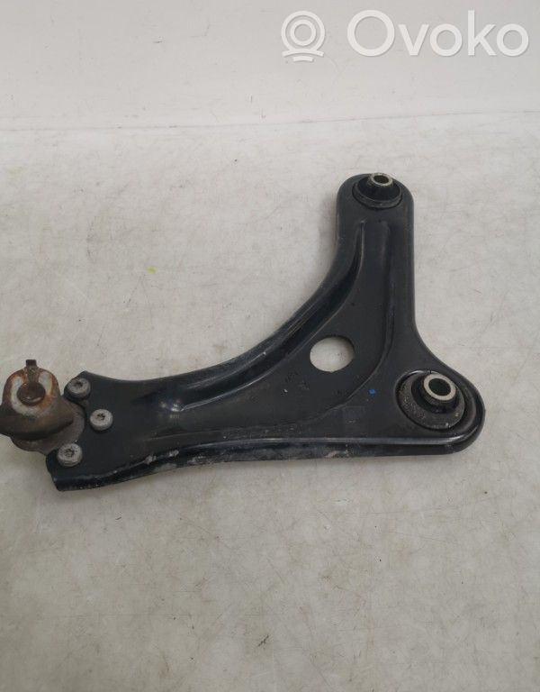 Citroen DS3 Front lower control arm/wishbone 